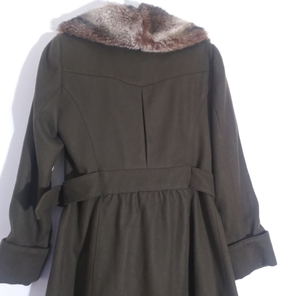 Zara wool blend trench w/removable faux fur collar - Picture 5 of 8